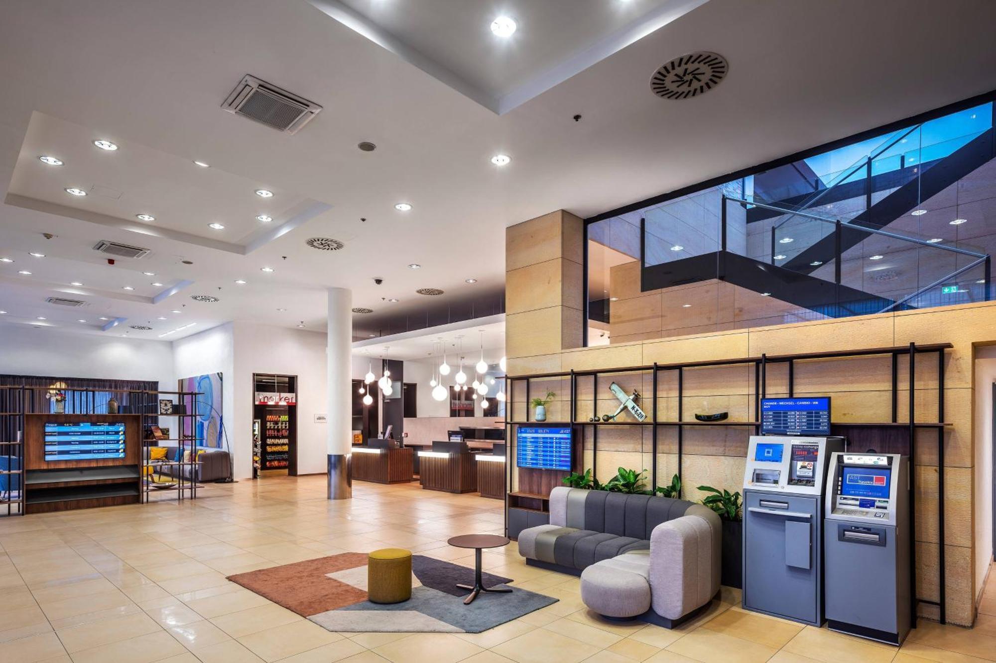 Courtyard By Marriott Prague Airport — Photos 2